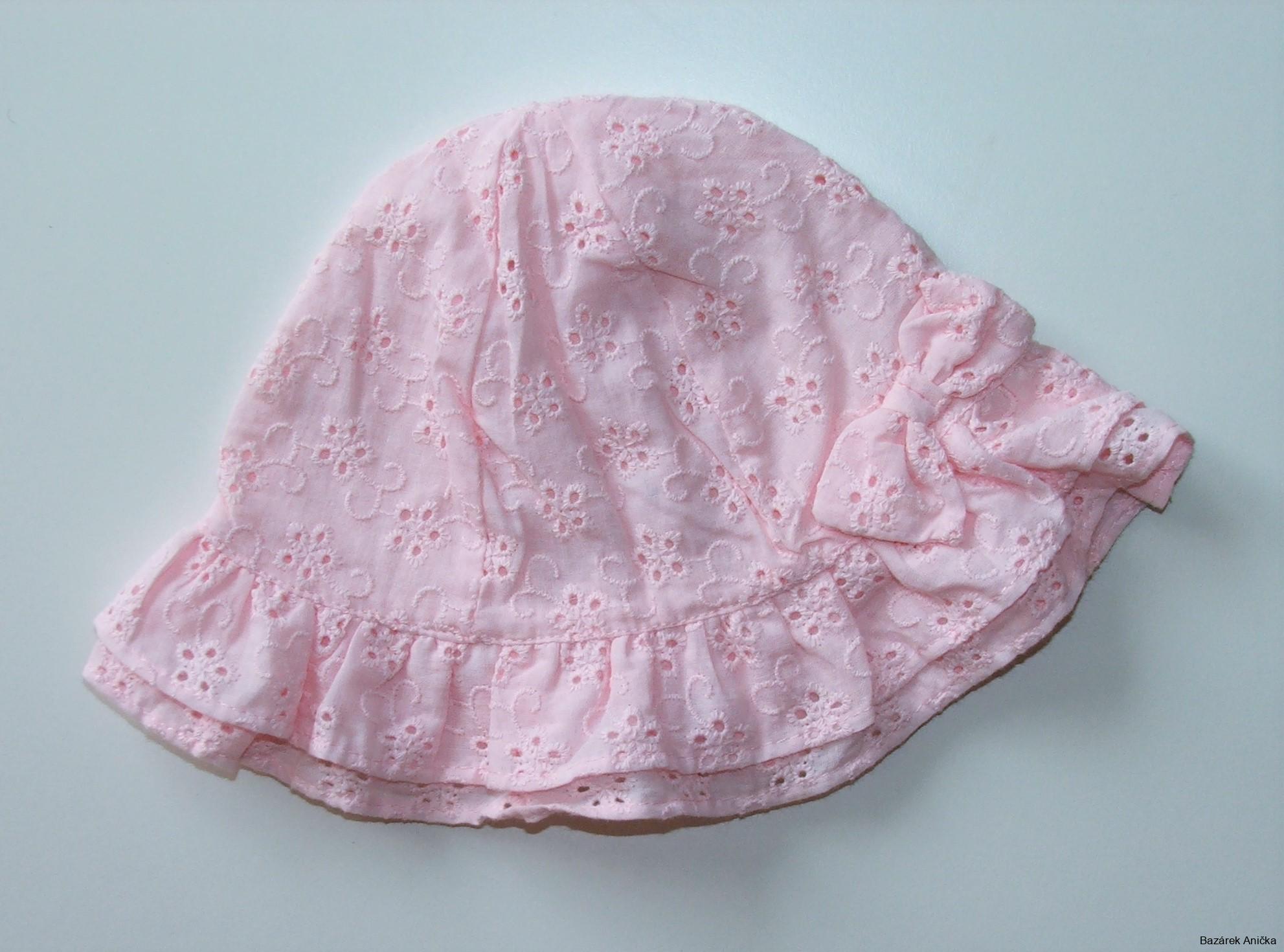 Růžový klobouk vel. 68