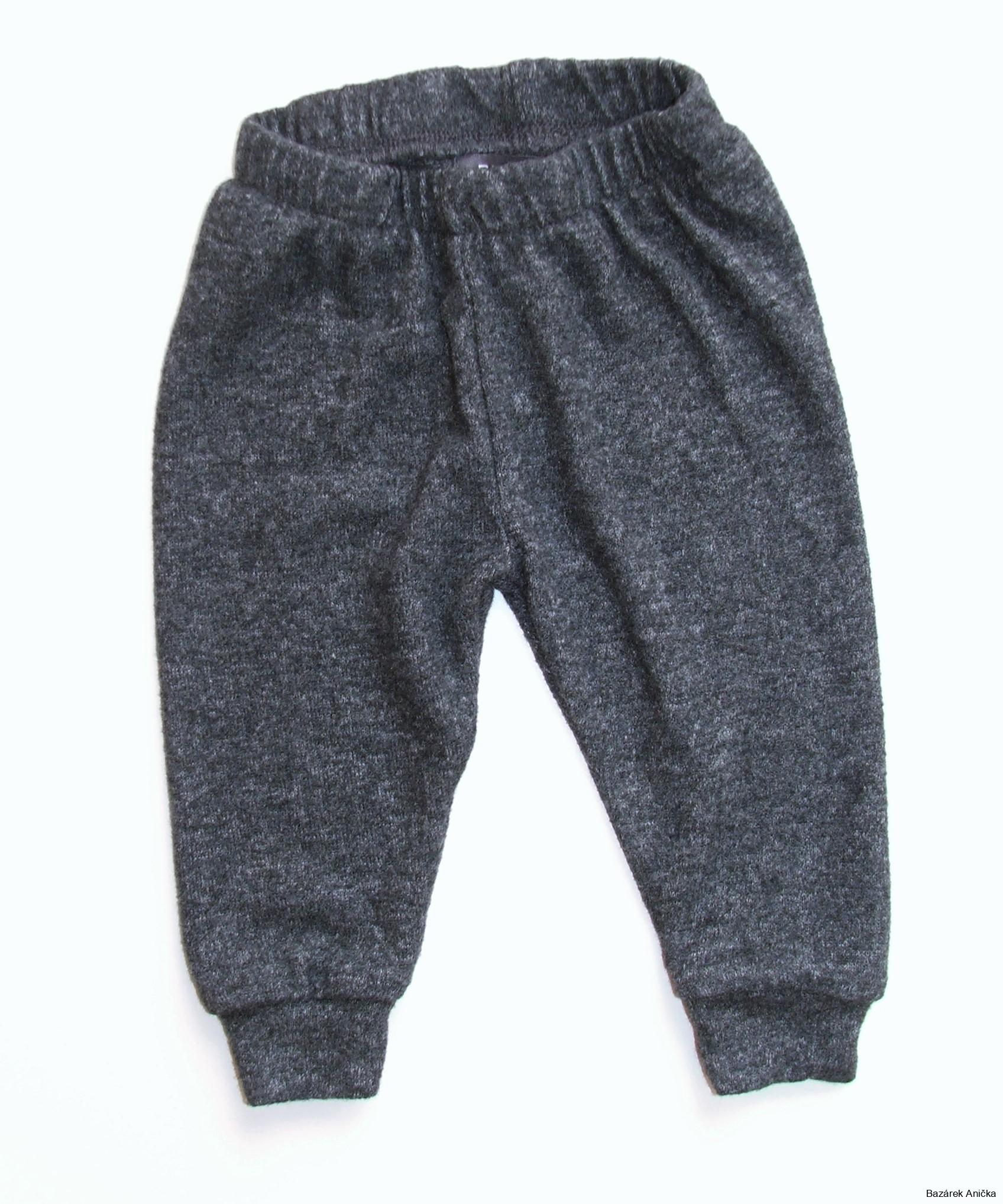 Slabé tepláky vel. 68, Primark