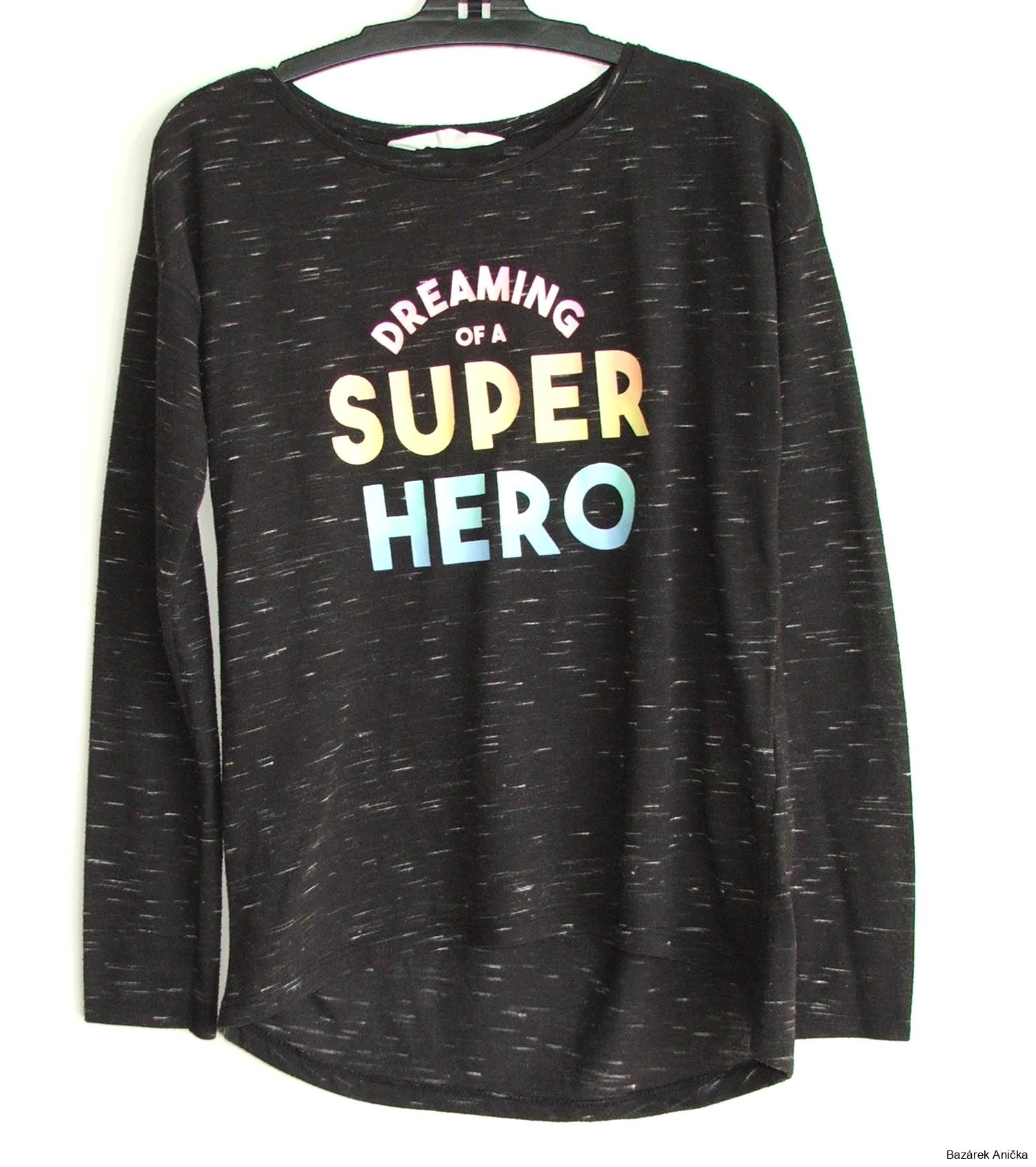 Dívčí lehčí tričko vel. 146/152, H&M