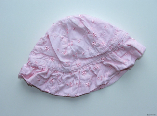 Růžový klobouček vel. 68, TU